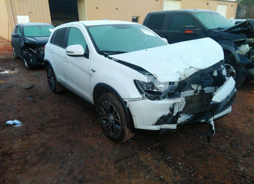 2017 Mitsubishi Outlander SPORT 2.0 ES (VIN JA4AR3AU2HZ067746) main photo