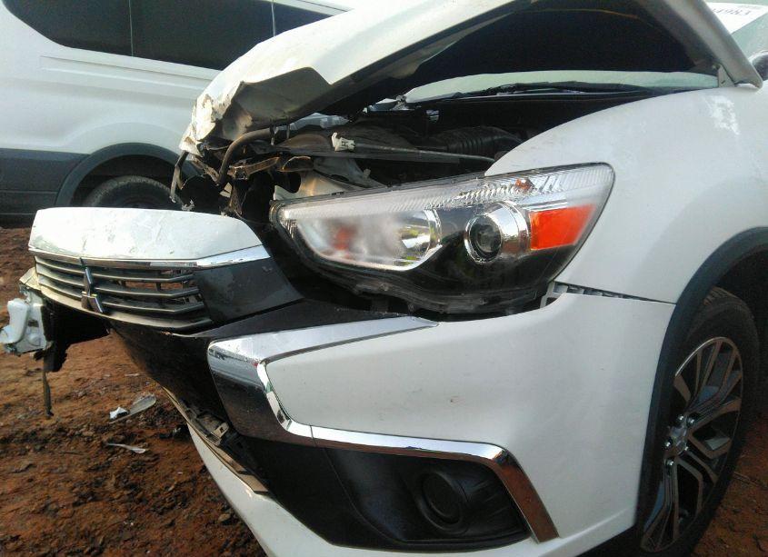 Photo 18 of 2017 Mitsubishi Outlander SPORT 2.0 ES (VIN JA4AR3AU2HZ067746)