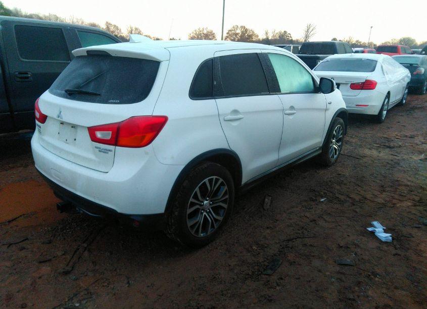 Photo 4 of 2017 Mitsubishi Outlander SPORT 2.0 ES (VIN JA4AR3AU2HZ067746)