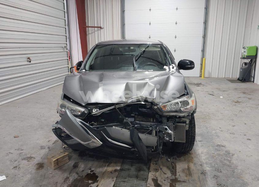 Photo 12 of 2018 Mitsubishi Outlander SPORT 2.0 LE (VIN JA4AR3AU2JU014905)