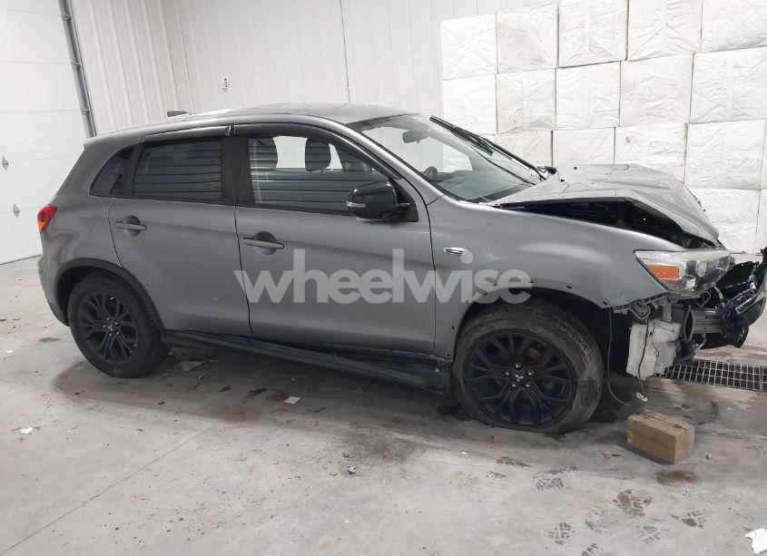 Photo 13 of 2018 Mitsubishi Outlander SPORT 2.0 LE (VIN JA4AR3AU2JU014905)