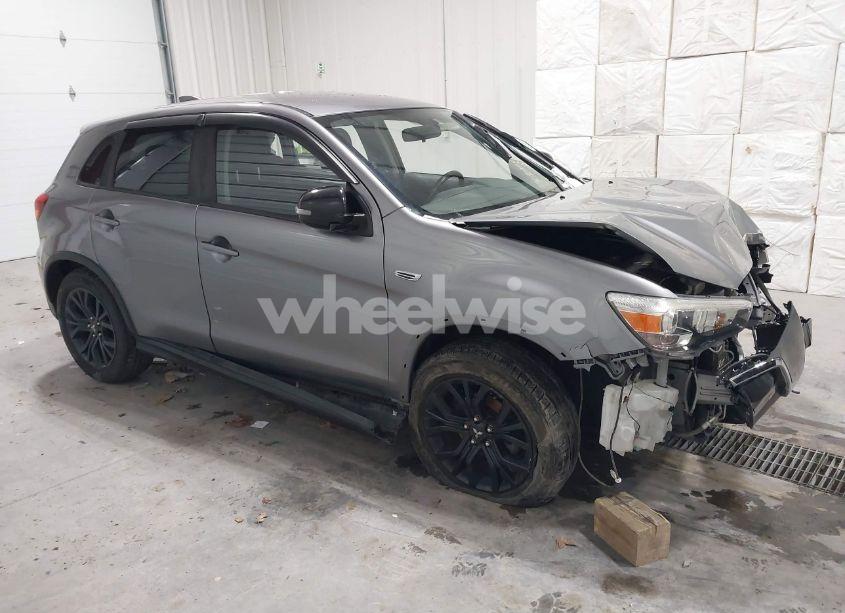 Photo 18 of 2018 Mitsubishi Outlander SPORT 2.0 LE (VIN JA4AR3AU2JU014905)
