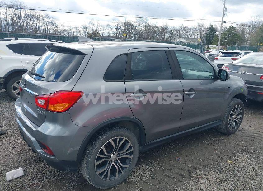 Photo 4 of 2018 Mitsubishi Outlander SPORT 2.0 ES (VIN JA4AR3AU2JU016203)