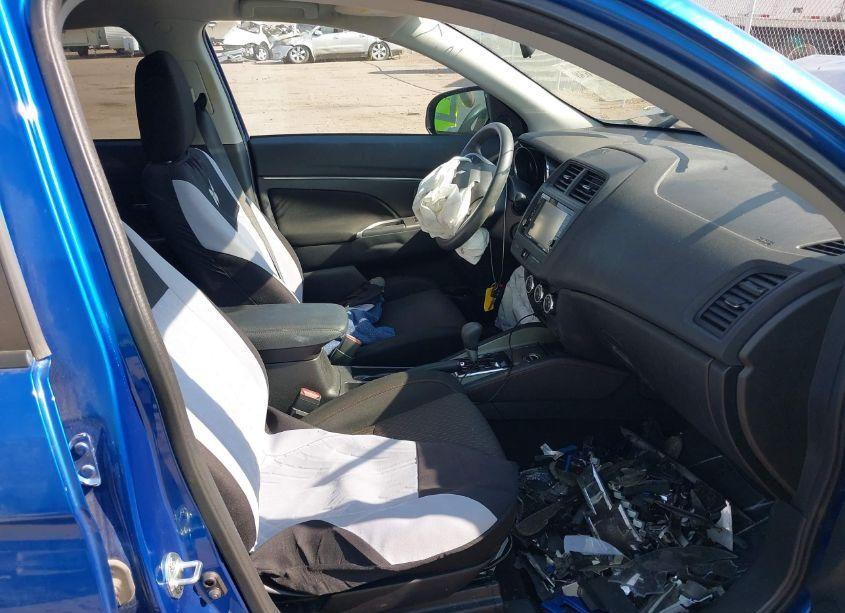 Photo 5 of 2018 Mitsubishi Outlander SPORT 2.0 ES/2.0 LE (VIN JA4AR3AU2JU018307)