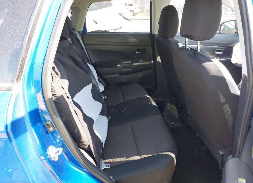 Photo 8 of 2018 Mitsubishi Outlander SPORT 2.0 ES/2.0 LE (VIN JA4AR3AU2JU018307)