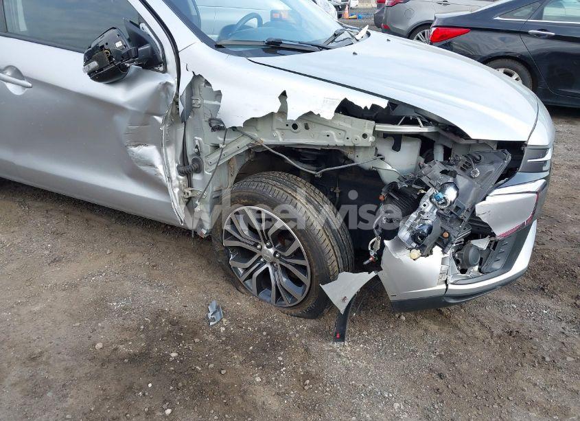 Photo 6 of 2018 Mitsubishi Outlander SPORT 2.0 ES (VIN JA4AR3AU2JZ017872)