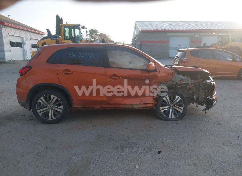 Photo 13 of 2020 Mitsubishi Outlander SPORT 2.0 ES AWC (VIN JA4AR3AU2LU000229)