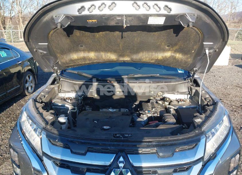 Photo 10 of 2020 Mitsubishi Outlander SPORT 2.0 BE AWC/2.0 ES AWC/2.0 SE AWC/2.0 SP AWC (VIN JA4AR3AU2LU024403)