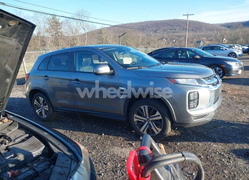 Photo 13 of 2020 Mitsubishi Outlander SPORT 2.0 BE AWC/2.0 ES AWC/2.0 SE AWC/2.0 SP AWC (VIN JA4AR3AU2LU024403)