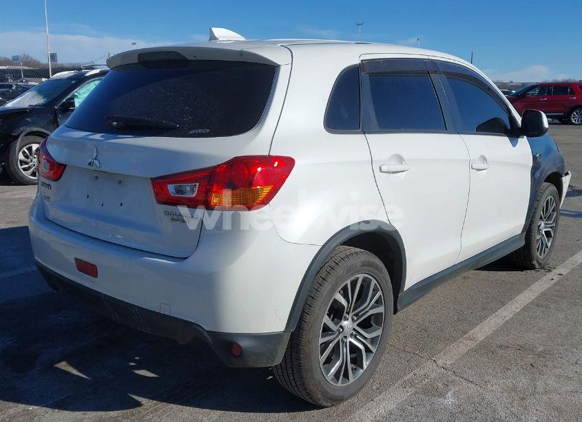 Photo 4 of 2017 Mitsubishi Outlander SPORT 2.0 ES (VIN JA4AR3AU3HZ001027)