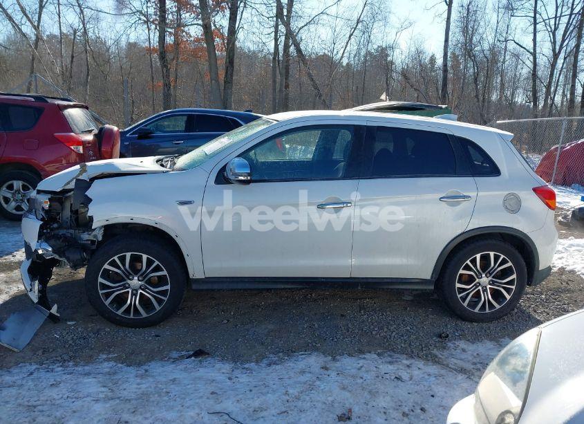 Photo 14 of 2017 Mitsubishi Outlander SPORT 2.0 ES (VIN JA4AR3AU3HZ024601)