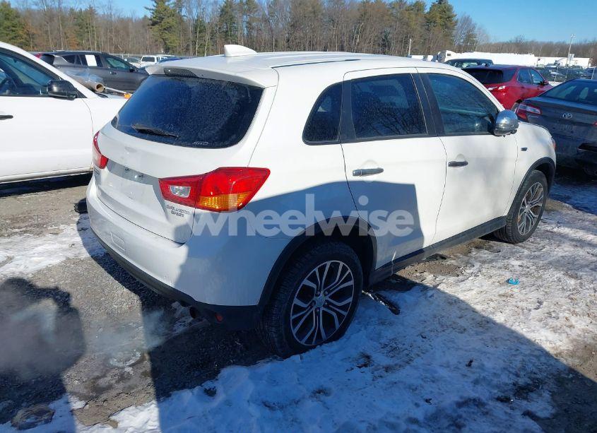 Photo 4 of 2017 Mitsubishi Outlander SPORT 2.0 ES (VIN JA4AR3AU3HZ024601)