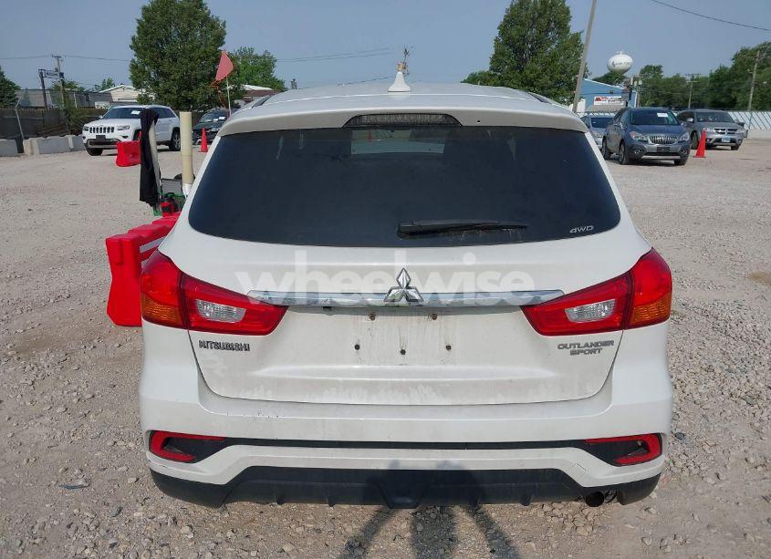 Photo 16 of 2018 Mitsubishi Outlander SPORT 2.0 ES (VIN JA4AR3AU3JU016906)