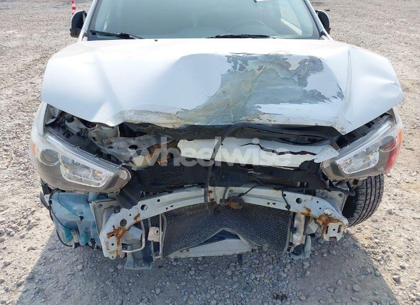 Photo 6 of 2018 Mitsubishi Outlander SPORT 2.0 ES (VIN JA4AR3AU3JU016906)