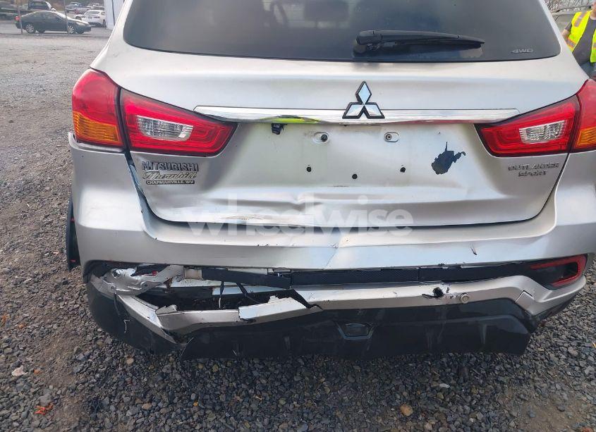 Photo 6 of 2018 Mitsubishi Outlander SPORT 2.0 ES (VIN JA4AR3AU3JZ009201)