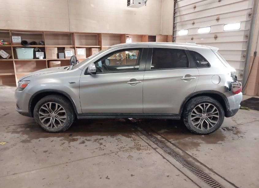 Photo 14 of 2018 Mitsubishi Outlander SPORT 2.0 ES (VIN JA4AR3AU3JZ016200)