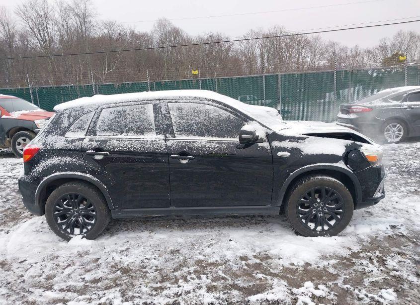 Photo 14 of 2019 Mitsubishi Outlander SPORT 2.0 LE (VIN JA4AR3AU3KU011884)