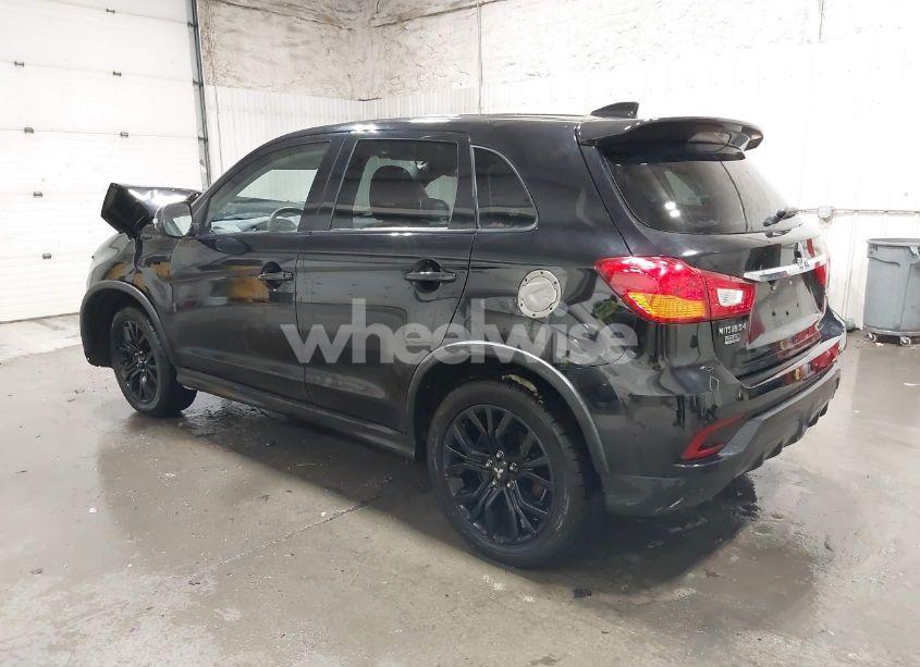 Photo 3 of 2019 Mitsubishi Outlander SPORT 2.0 SP (VIN JA4AR3AU3KU018303)