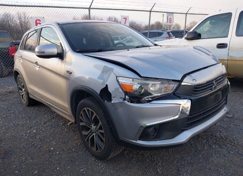 2017 Mitsubishi Outlander SPORT 2.0 ES (VIN JA4AR3AU4HZ000680) main photo