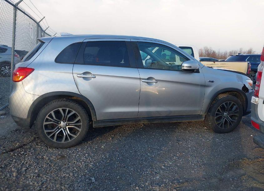 Photo 13 of 2017 Mitsubishi Outlander SPORT 2.0 ES (VIN JA4AR3AU4HZ000680)