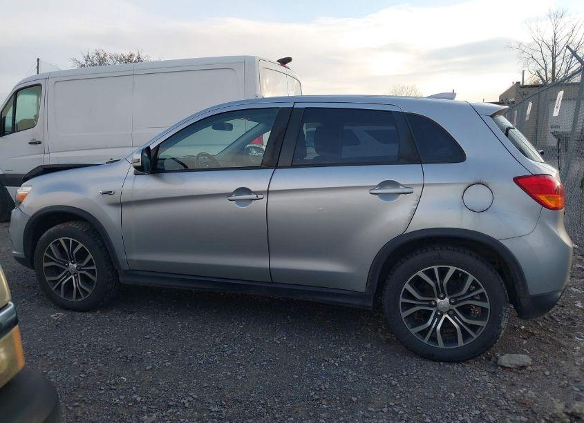 Photo 14 of 2017 Mitsubishi Outlander SPORT 2.0 ES (VIN JA4AR3AU4HZ000680)