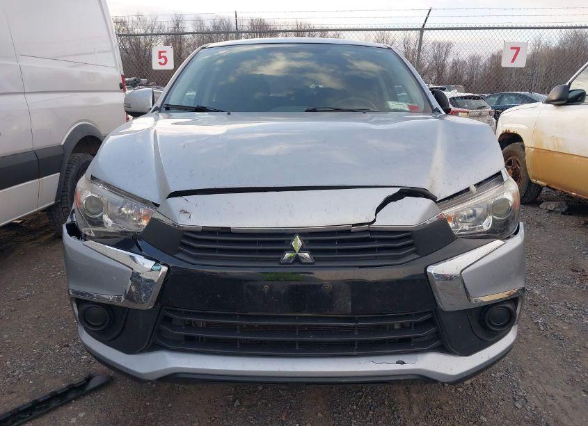 Photo 6 of 2017 Mitsubishi Outlander SPORT 2.0 ES (VIN JA4AR3AU4HZ000680)