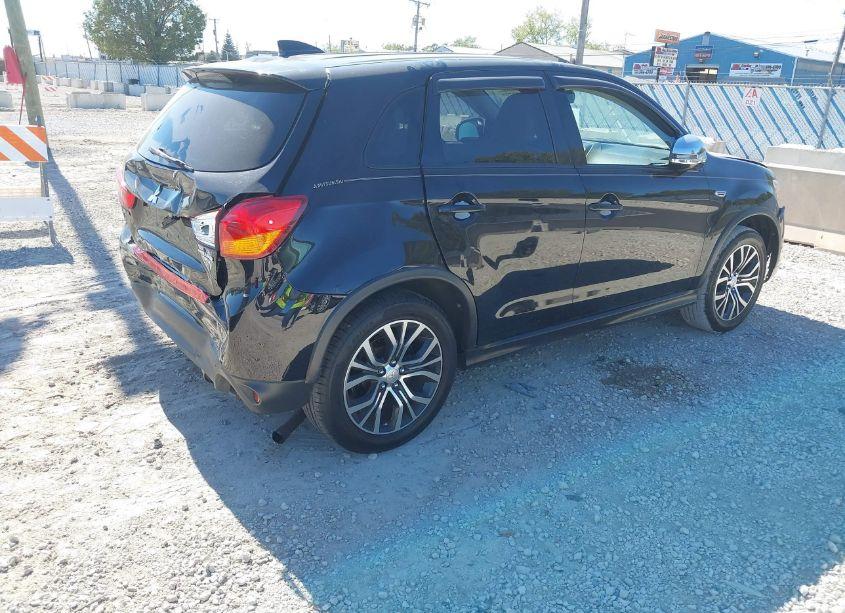 Photo 4 of 2017 Mitsubishi Outlander SPORT 2.0 ES (VIN JA4AR3AU4HZ000971)