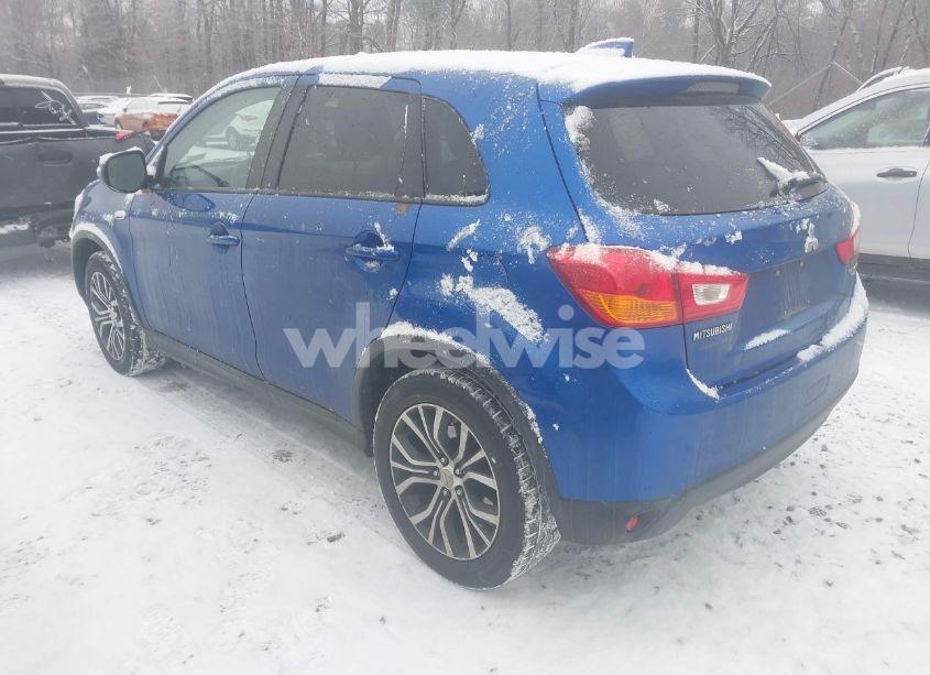 Photo 3 of 2017 Mitsubishi Outlander SPORT 2.0 ES (VIN JA4AR3AU4HZ040385)