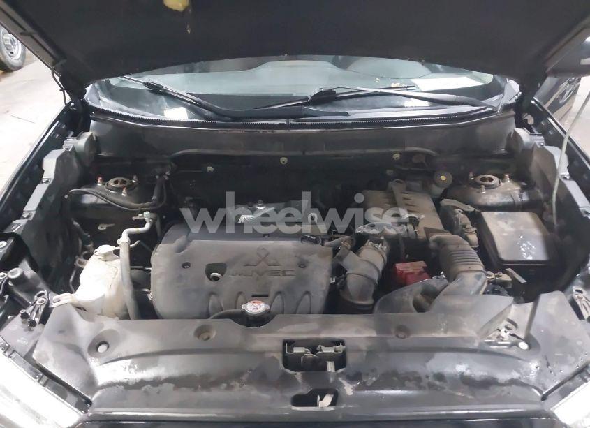 Photo 10 of 2017 Mitsubishi Outlander SPORT 2.0 ES (VIN JA4AR3AU4HZ065657)