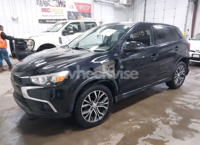 Photo 2 of 2017 Mitsubishi Outlander SPORT 2.0 ES (VIN JA4AR3AU4HZ065657)