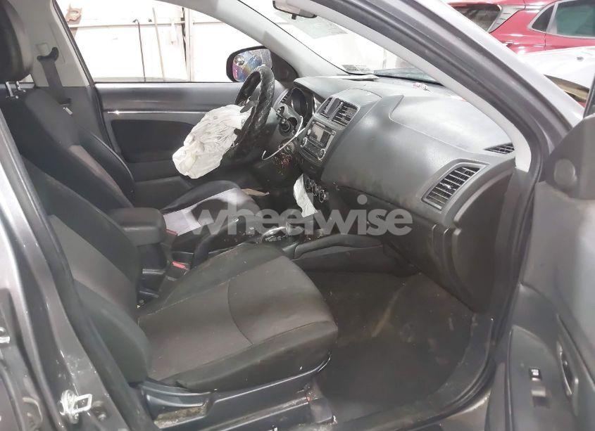 Photo 5 of 2017 Mitsubishi Outlander SPORT 2.0 ES (VIN JA4AR3AU4HZ068011)