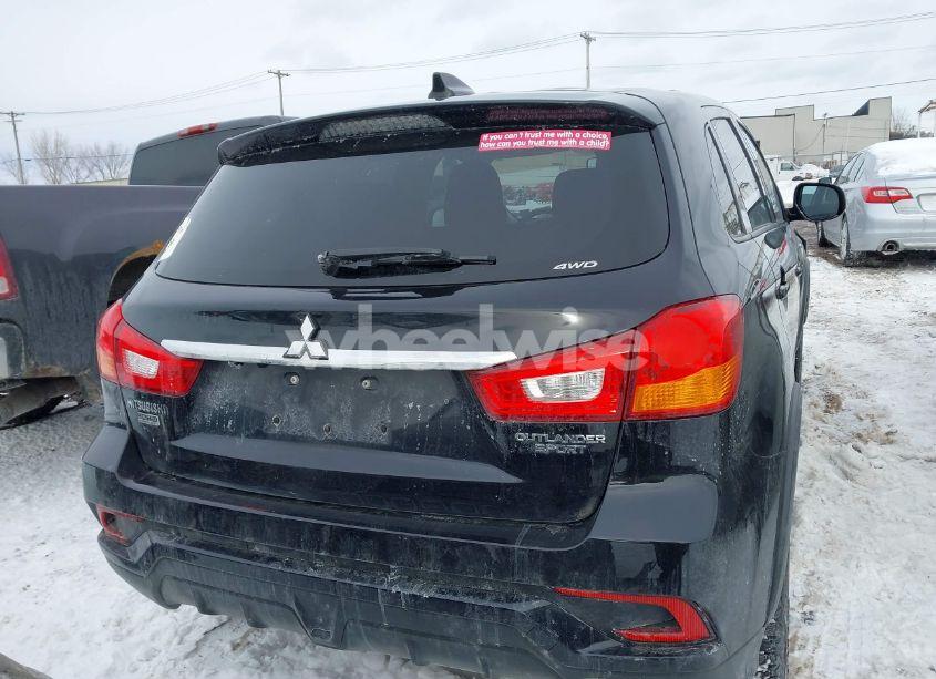 Photo 16 of 2018 Mitsubishi Outlander SPORT 2.0 LE (VIN JA4AR3AU4JU007440)