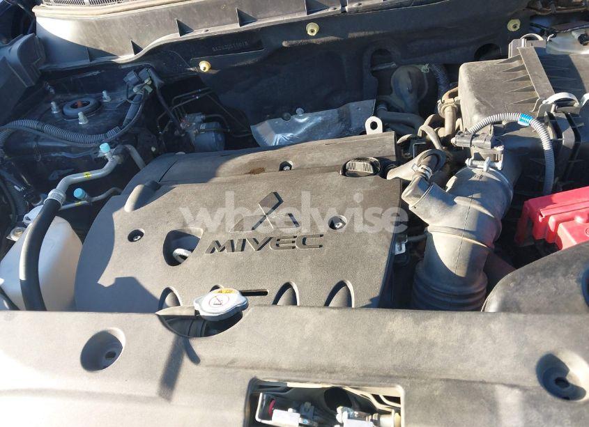 Photo 10 of 2018 Mitsubishi Outlander SPORT 2.0 LE (VIN JA4AR3AU4JU011018)