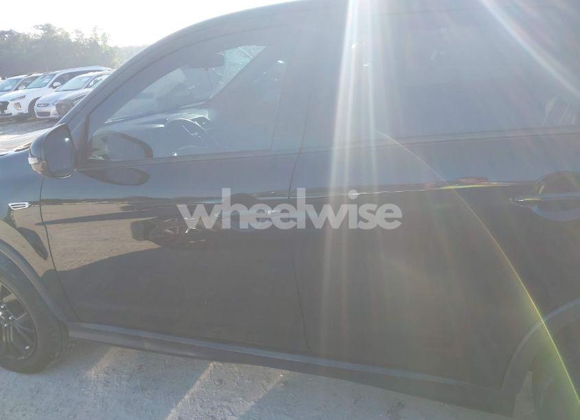 Photo 14 of 2018 Mitsubishi Outlander SPORT 2.0 LE (VIN JA4AR3AU4JU011018)