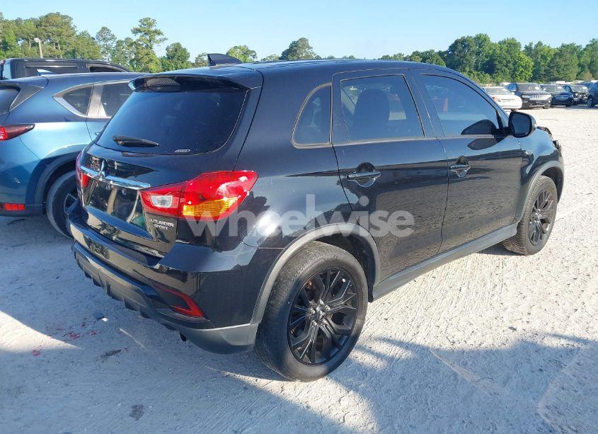 Photo 4 of 2018 Mitsubishi Outlander SPORT 2.0 LE (VIN JA4AR3AU4JU011018)