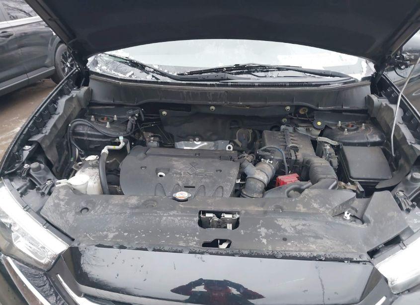Photo 10 of 2018 Mitsubishi Outlander SPORT 2.0 ES/2.0 LE (VIN JA4AR3AU4JU022505)