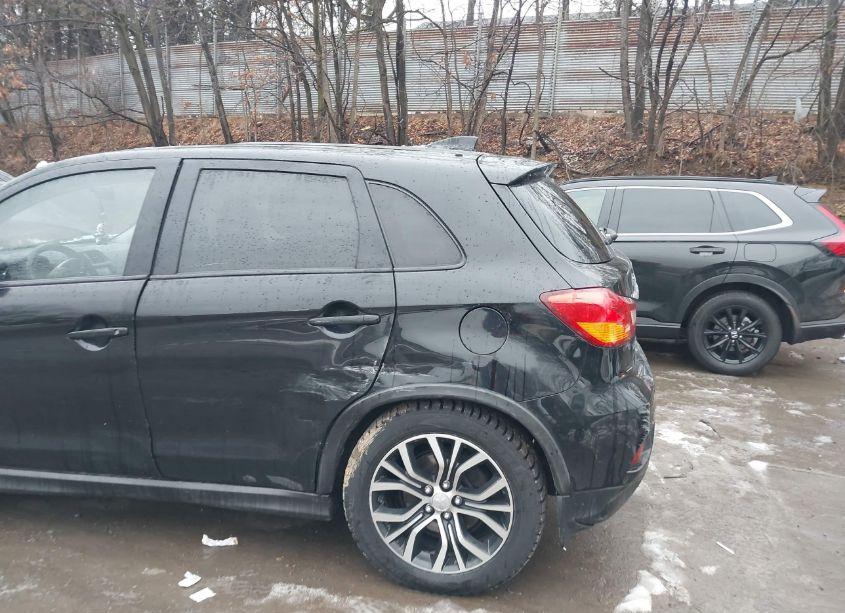 Photo 12 of 2018 Mitsubishi Outlander SPORT 2.0 ES/2.0 LE (VIN JA4AR3AU4JU022505)