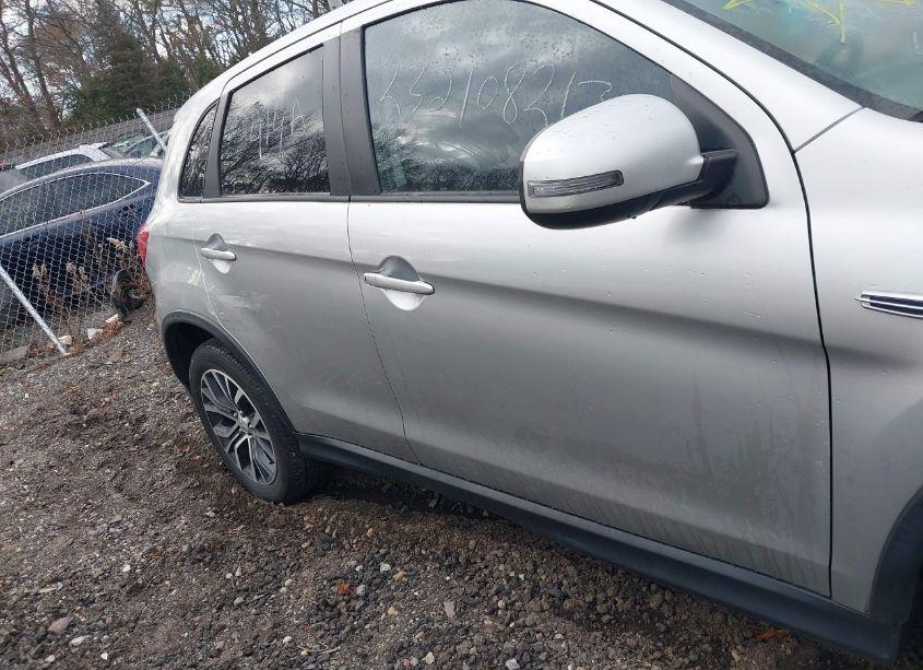 Photo 6 of 2019 Mitsubishi Outlander SPORT 2.0 SE (VIN JA4AR3AU4KU014227)