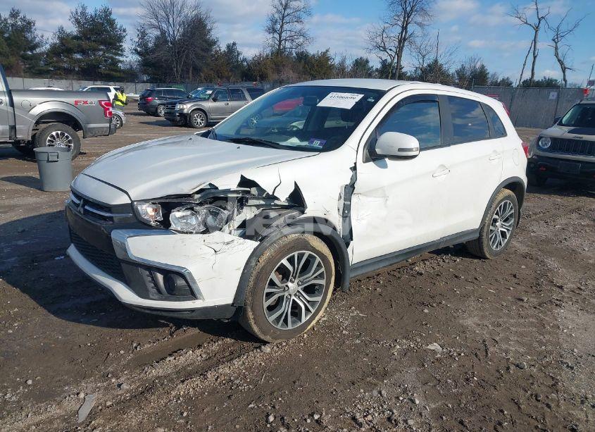 Photo 2 of 2019 Mitsubishi Outlander SPORT 2.0 ES (VIN JA4AR3AU4KU036096)