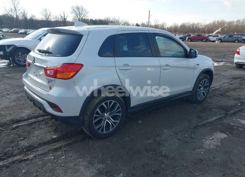 Photo 4 of 2019 Mitsubishi Outlander SPORT 2.0 ES (VIN JA4AR3AU4KU036096)
