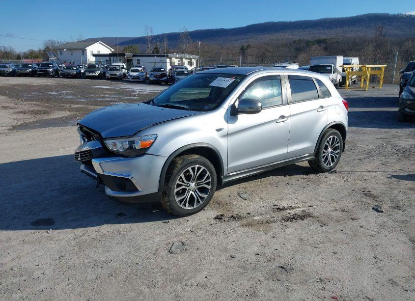 Photo 2 of 2017 Mitsubishi Outlander SPORT 2.0 ES/2.0 LE (VIN JA4AR3AU5HZ020193)