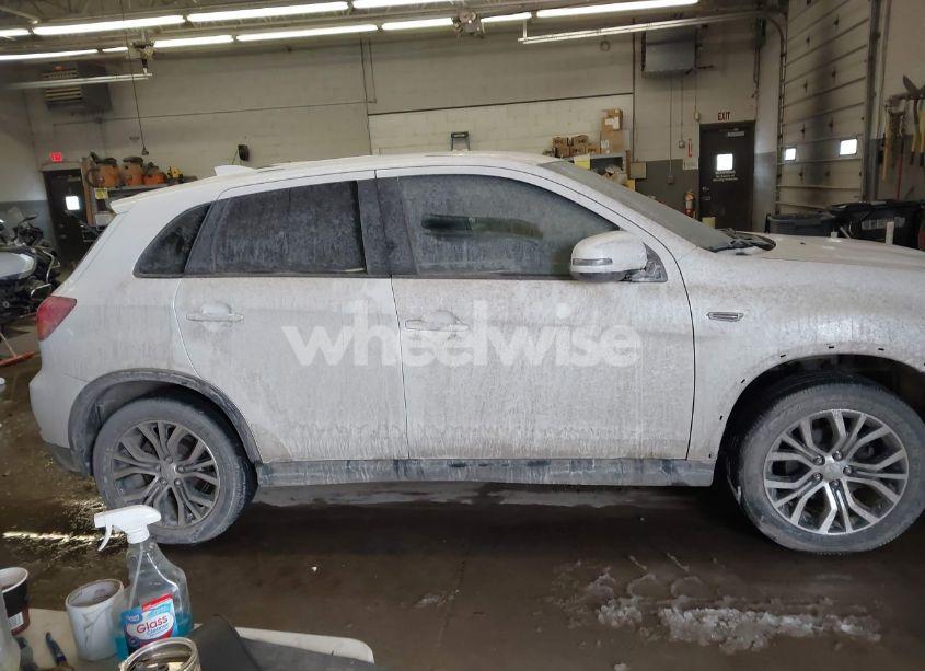 Photo 14 of 2018 Mitsubishi Outlander SPORT 2.0 ES (VIN JA4AR3AU5JZ017915)