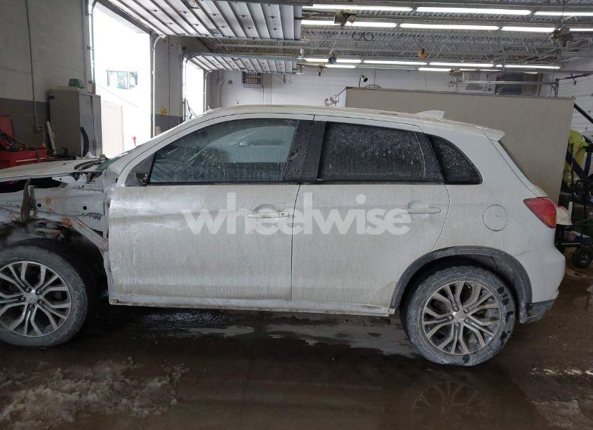 Photo 15 of 2018 Mitsubishi Outlander SPORT 2.0 ES (VIN JA4AR3AU5JZ017915)