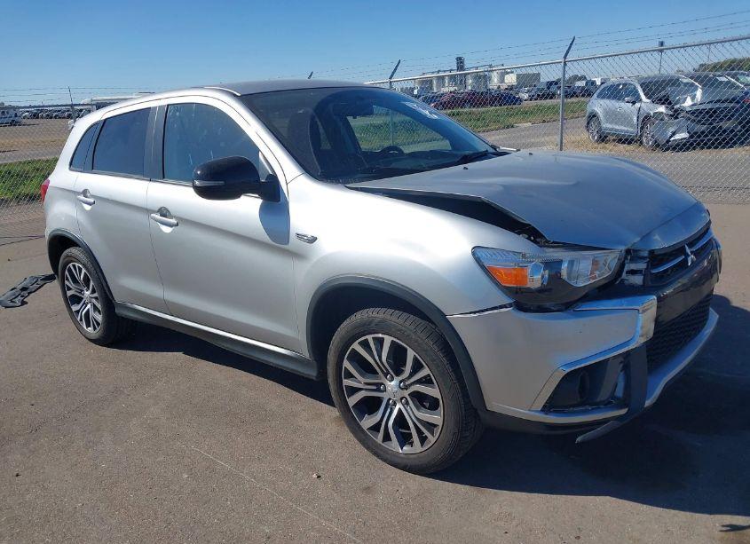 2019 Mitsubishi Outlander SPORT 2.0 LE (VIN JA4AR3AU5KU009537) main photo