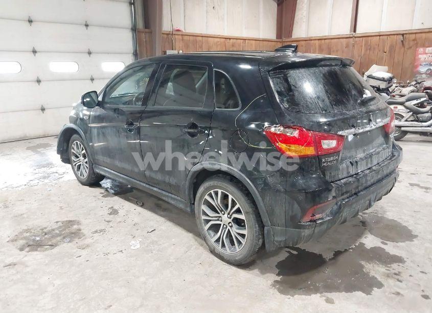 Photo 3 of 2019 Mitsubishi Outlander SPORT 2.0 SE (VIN JA4AR3AU5KU016682)