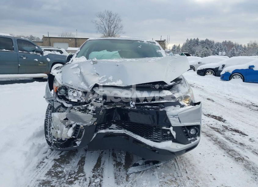 Photo 13 of 2019 Mitsubishi Outlander SPORT 2.0 ES/2.0 LE/2.0 SE/2.0 SP (VIN JA4AR3AU5KU028010)