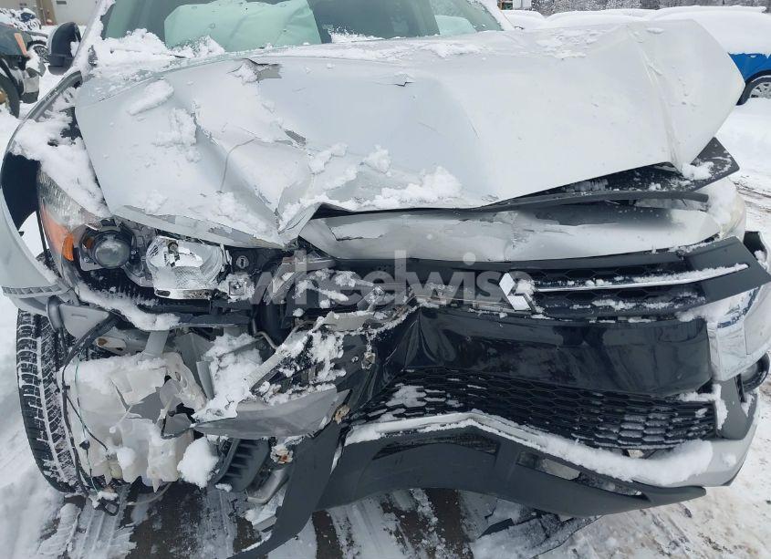 Photo 6 of 2019 Mitsubishi Outlander SPORT 2.0 ES/2.0 LE/2.0 SE/2.0 SP (VIN JA4AR3AU5KU028010)