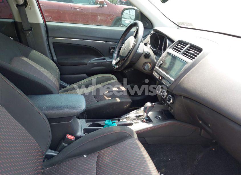 Photo 5 of 2019 Mitsubishi Outlander SPORT 2.0 LE (VIN JA4AR3AU5KU030288)