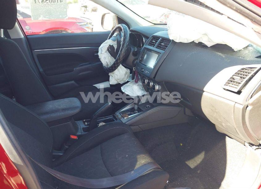 Photo 5 of 2020 Mitsubishi Outlander SPORT 2.0 ES (VIN JA4AR3AU5LU005473)