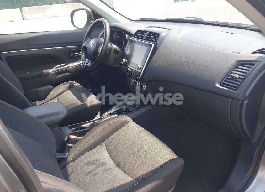 Photo 5 of 2020 Mitsubishi Outlander SPORT 2.0 SE AWC (VIN JA4AR3AU5LU016702)